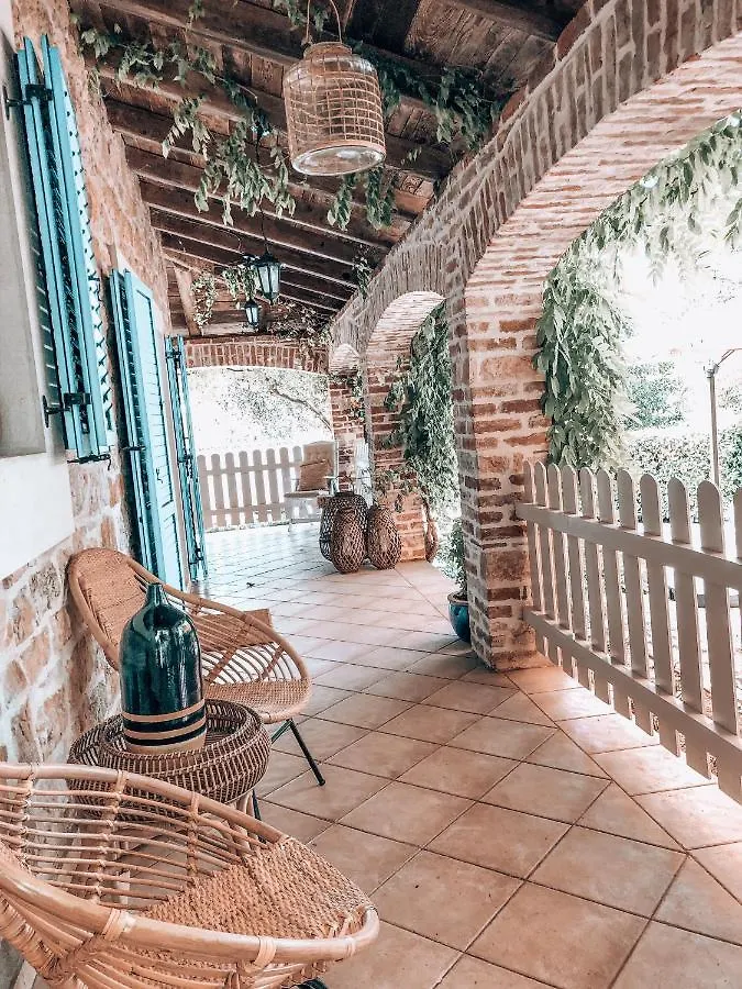 La Vita Bella Villa Baderna